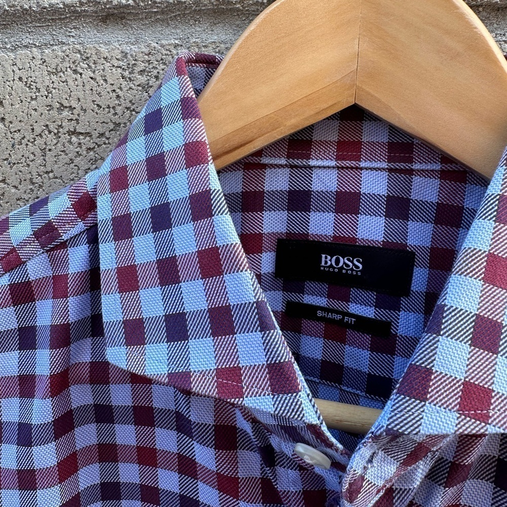 Hugo Boss Sharp Fit Checkered Dress Shirt Red/Blue Men's Size 15 1/2 - Picture 2 of 5
